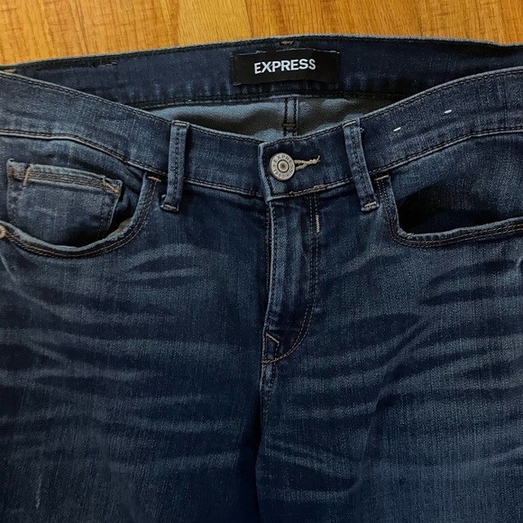 Express Mid-Rise Skinny Jean - Picture 2 of 5